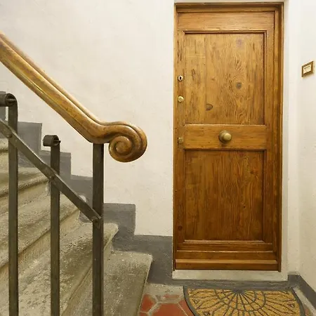Apartment Casa La Piccola Torre Florence
